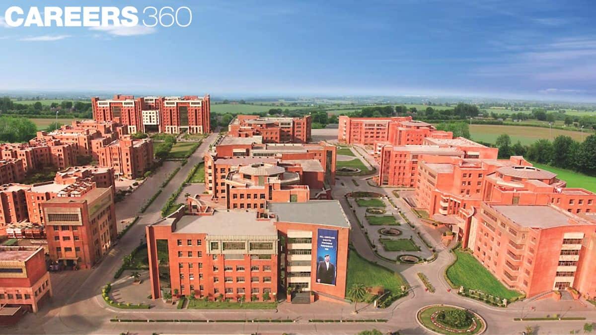 How Legal Education at Amity University Builds Leadership, Ethics & Critical Thinking in 2026